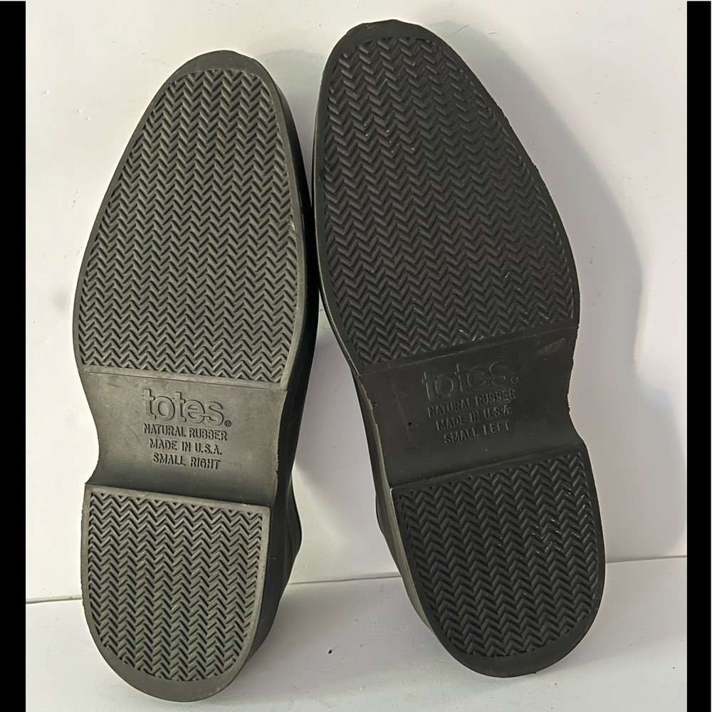 Men’s Totes Natural Rubber Shoe Protector - Picture 3 of 8